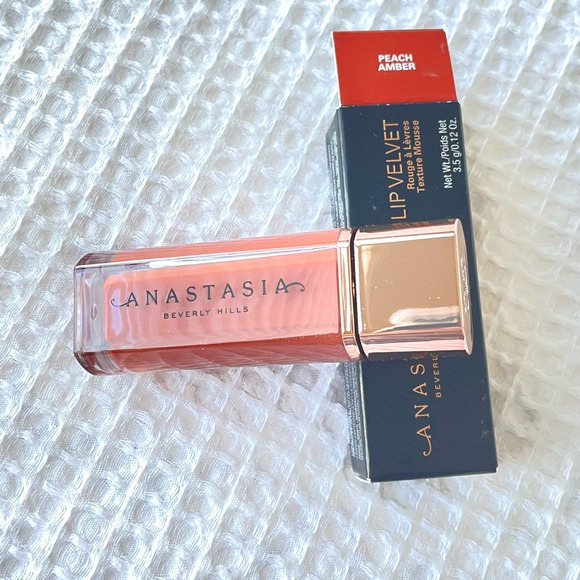Anastasia Beverly Hills Other - Brand New Anastasia Beverly Hills Lip Velvet Peach Amber